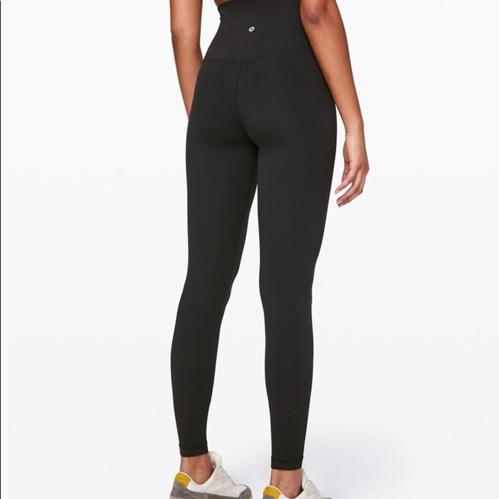 Lululemon leggings size 6